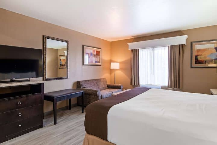 Room 14 of 21